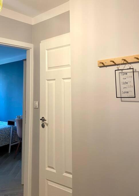 Apartment Close To Metro, 8 Minutes To Centrum And Near Airport Warsaw Luaran gambar