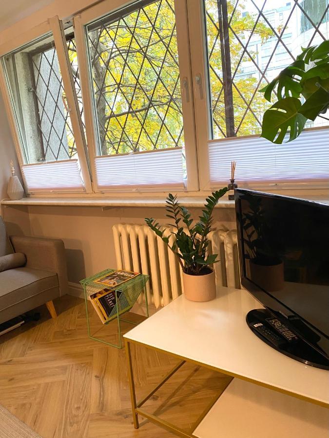 Apartment Close To Metro, 8 Minutes To Centrum And Near Airport Warsaw Luaran gambar